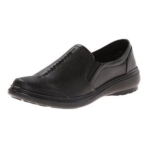 Easy Street Women's Ultimate Sneaker